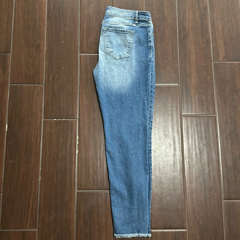 Kancan Distressed Skinny Jeans